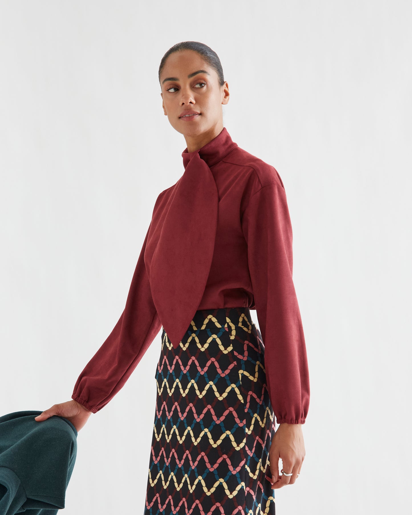 Pre-order* Compañía Fantástica: Wine shirt with tie detail