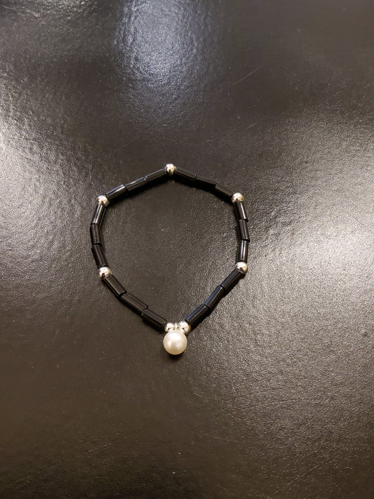 Black Pearl Beaded Bracelet