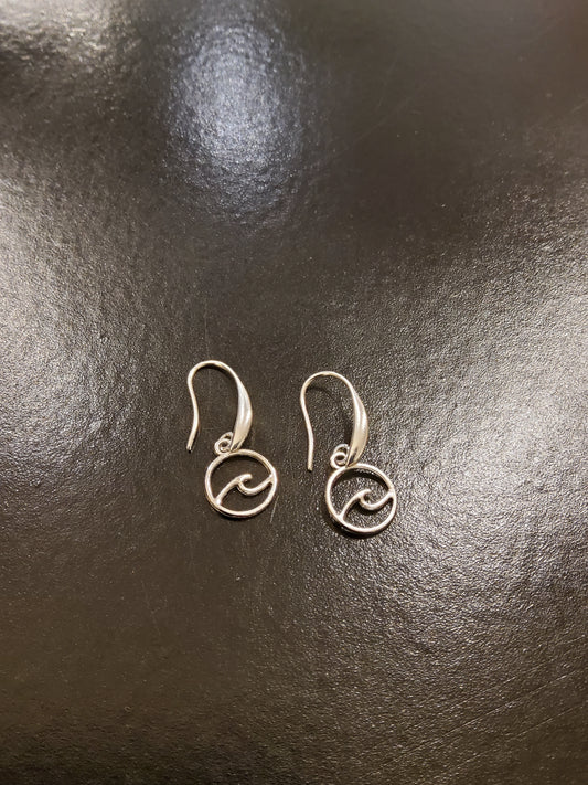 Wave Curved Hoop Earrings
