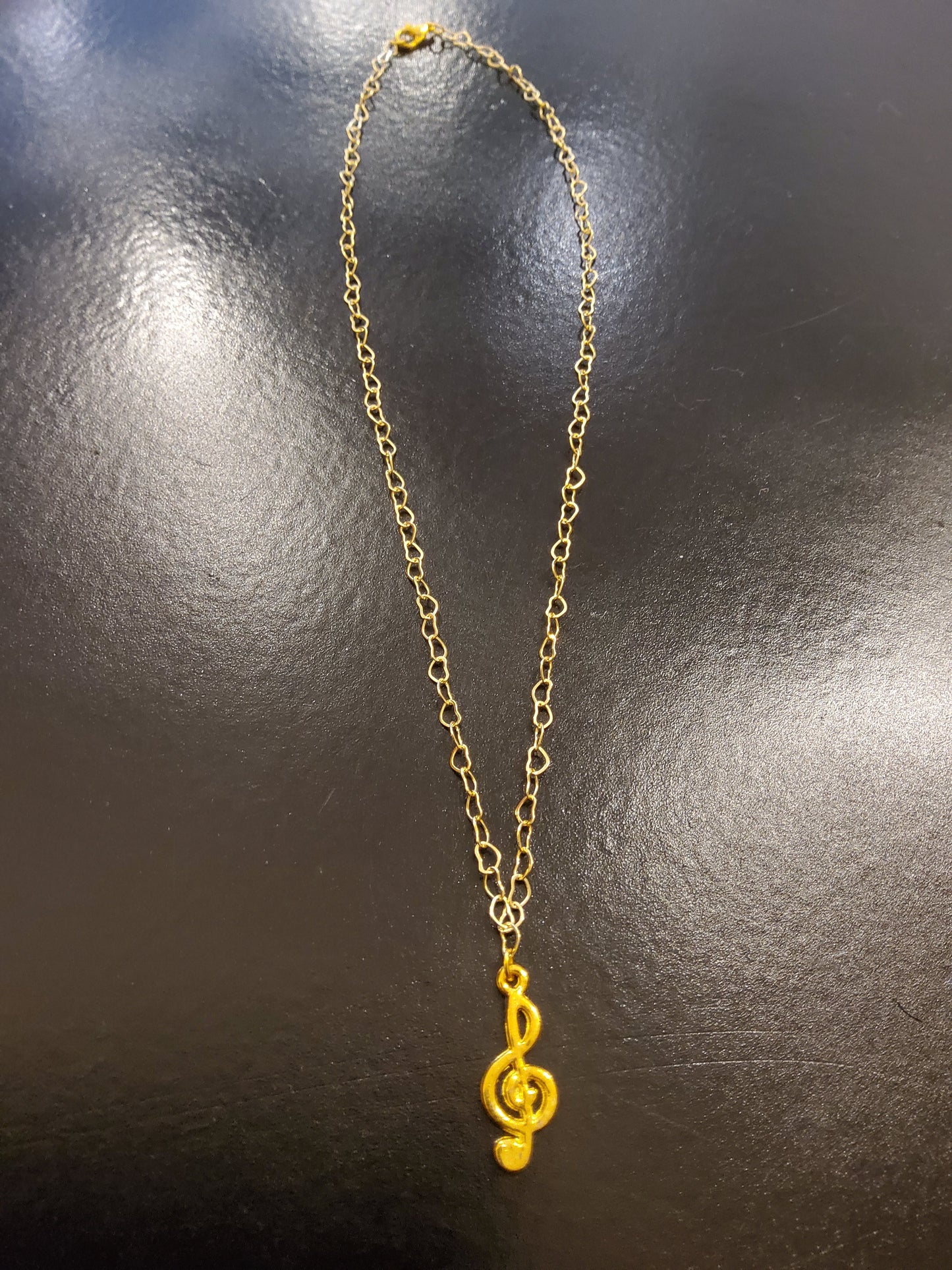 Gold Treble Clef Heart Detail Necklace