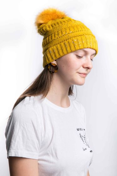 Contrast Knit PomPom Hat