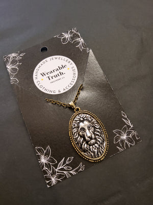 Lion pendant necklace