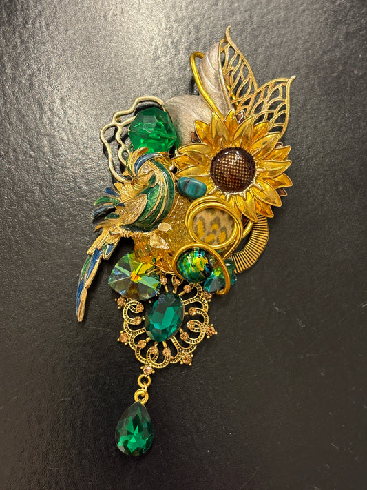 Hand-wired green & gold brooch