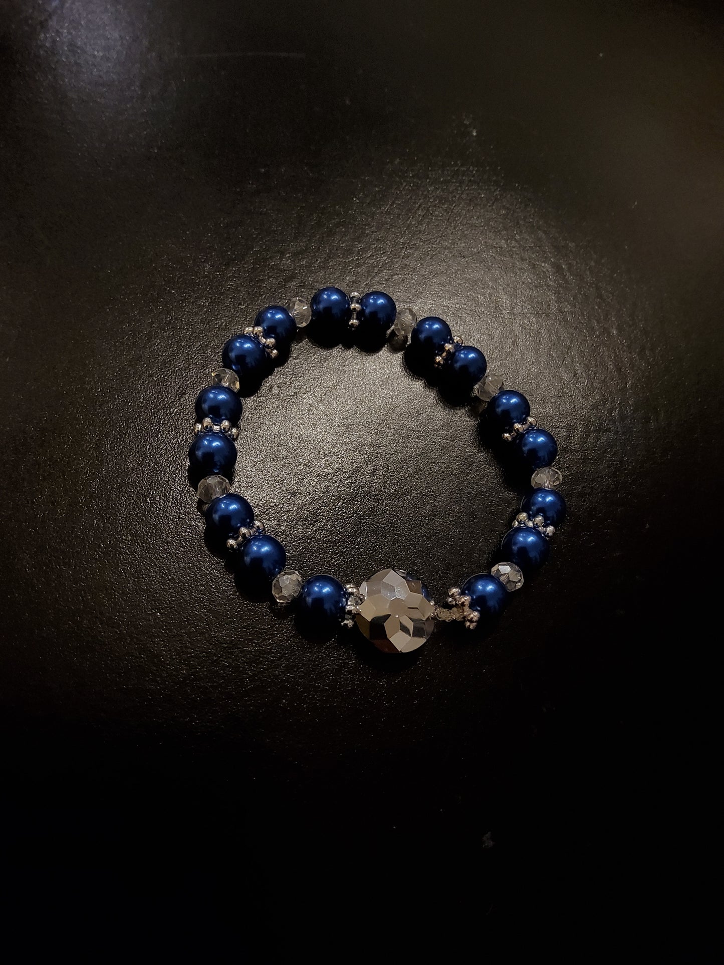 Royal Blue Pearl Bracelet with Small Crystal
