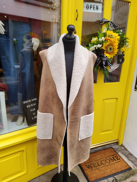 Sleeveless Tan Coat with Soft Lining