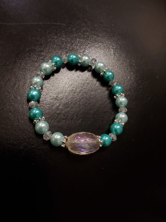 White and Turquoise Pearl Bracelet with Large Crystal