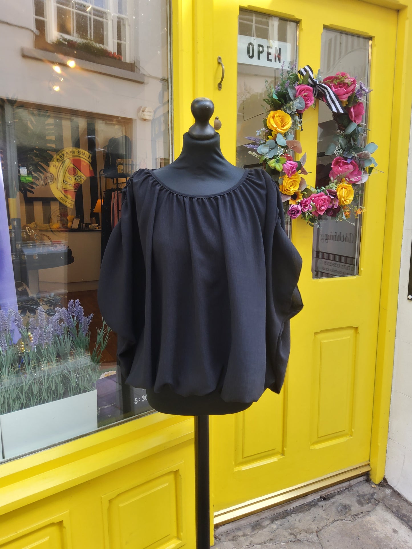 Black Lightweight Summer Bubble Hem Top