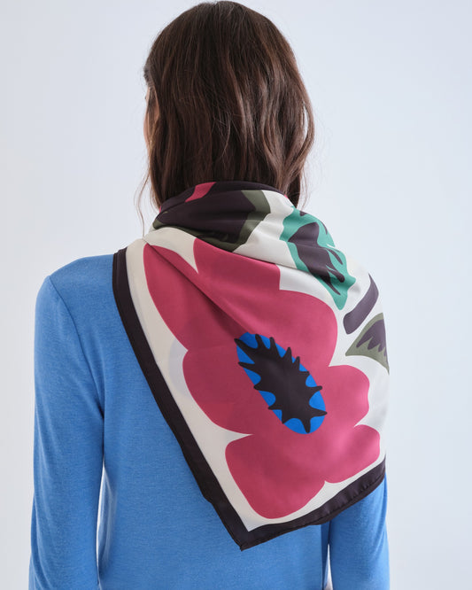 Pre-order* Compañía Fantástica: Bold Flower Print Square Scarf